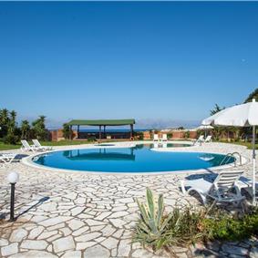 3 bedroom seaside villa with pool & jacuzzi, near Acharavi, sleeps 6